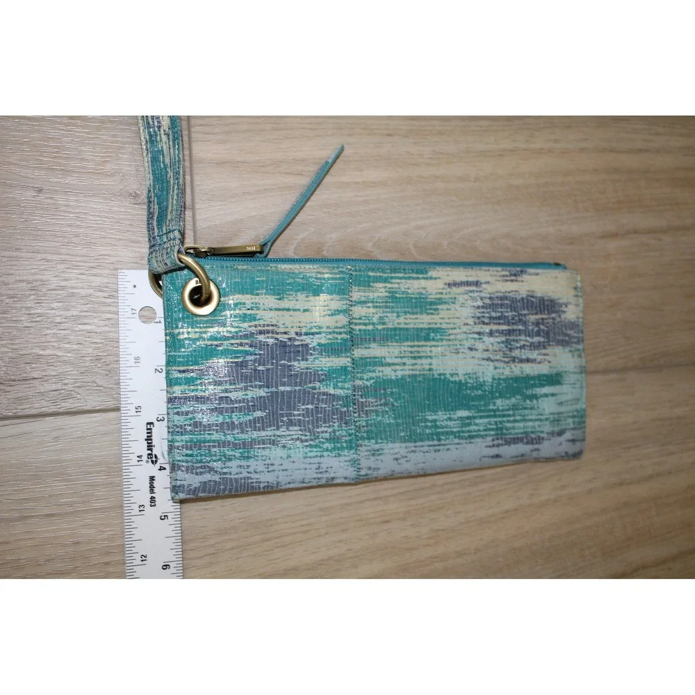 Hobo Teal Gold Cracked Glass Metallic Leather Vida Wristlet Clutch Wallet Zip